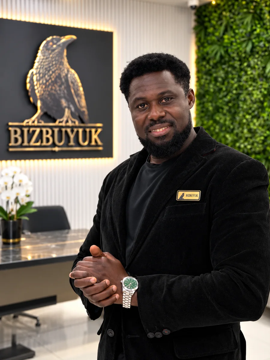 Dustin Fabulous, Broker, BIZBUYUK Real Estate